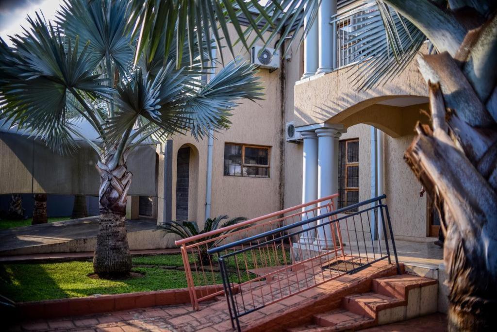 Tshedza Guest Lodge Louis Trichardt Eksteriør bilde